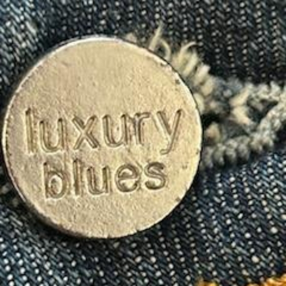 Luxury Blues Long Denim Cuffed Shorts - Picture 4 of 6
